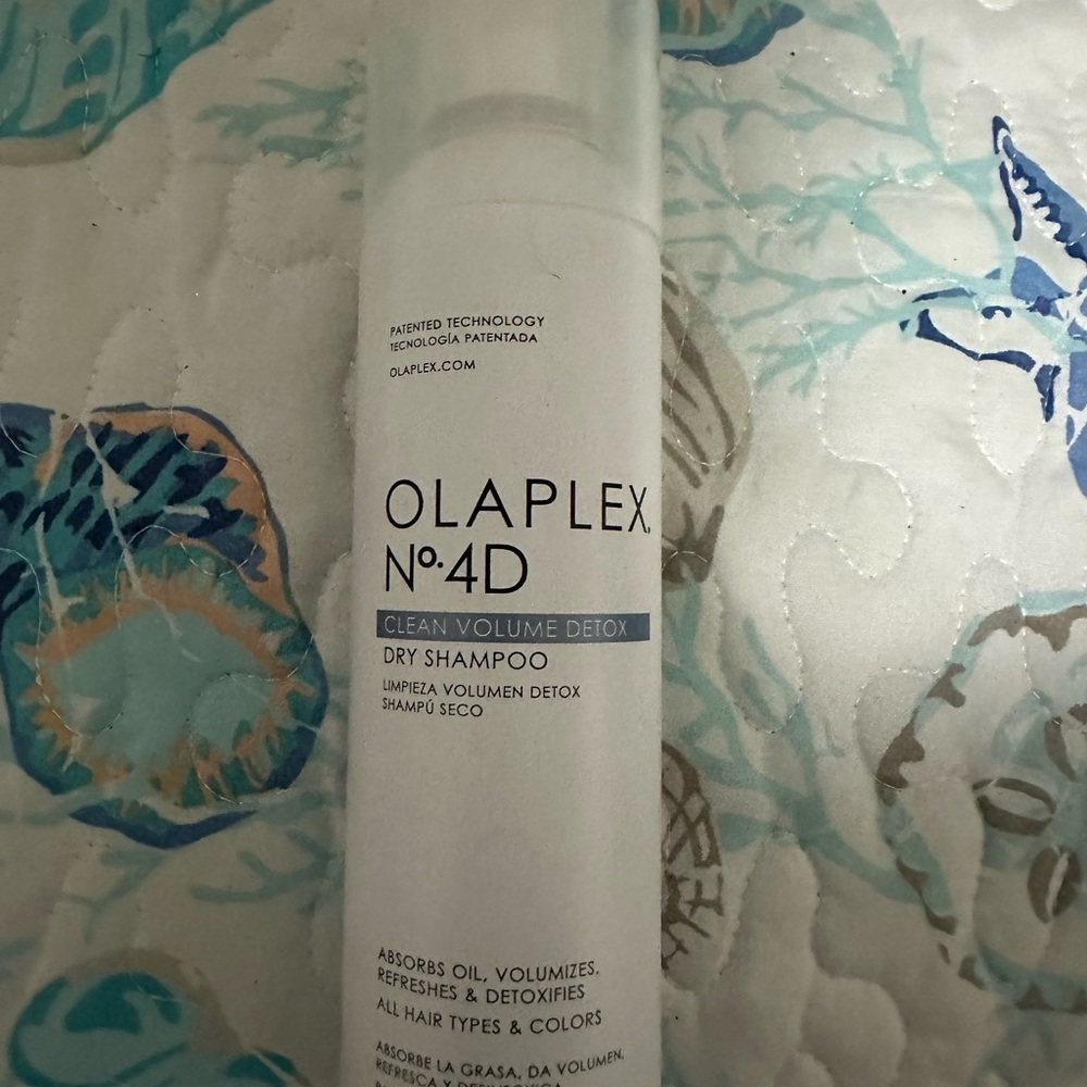 OLAPLEX No.4D Clean Volume Detox Dry Shampoo